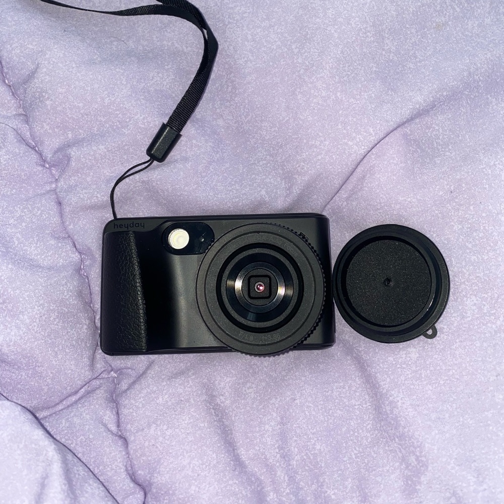 Heyday Digital Camera with 128GB SD Card
